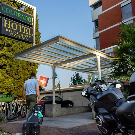 Hotell Colorado 3*